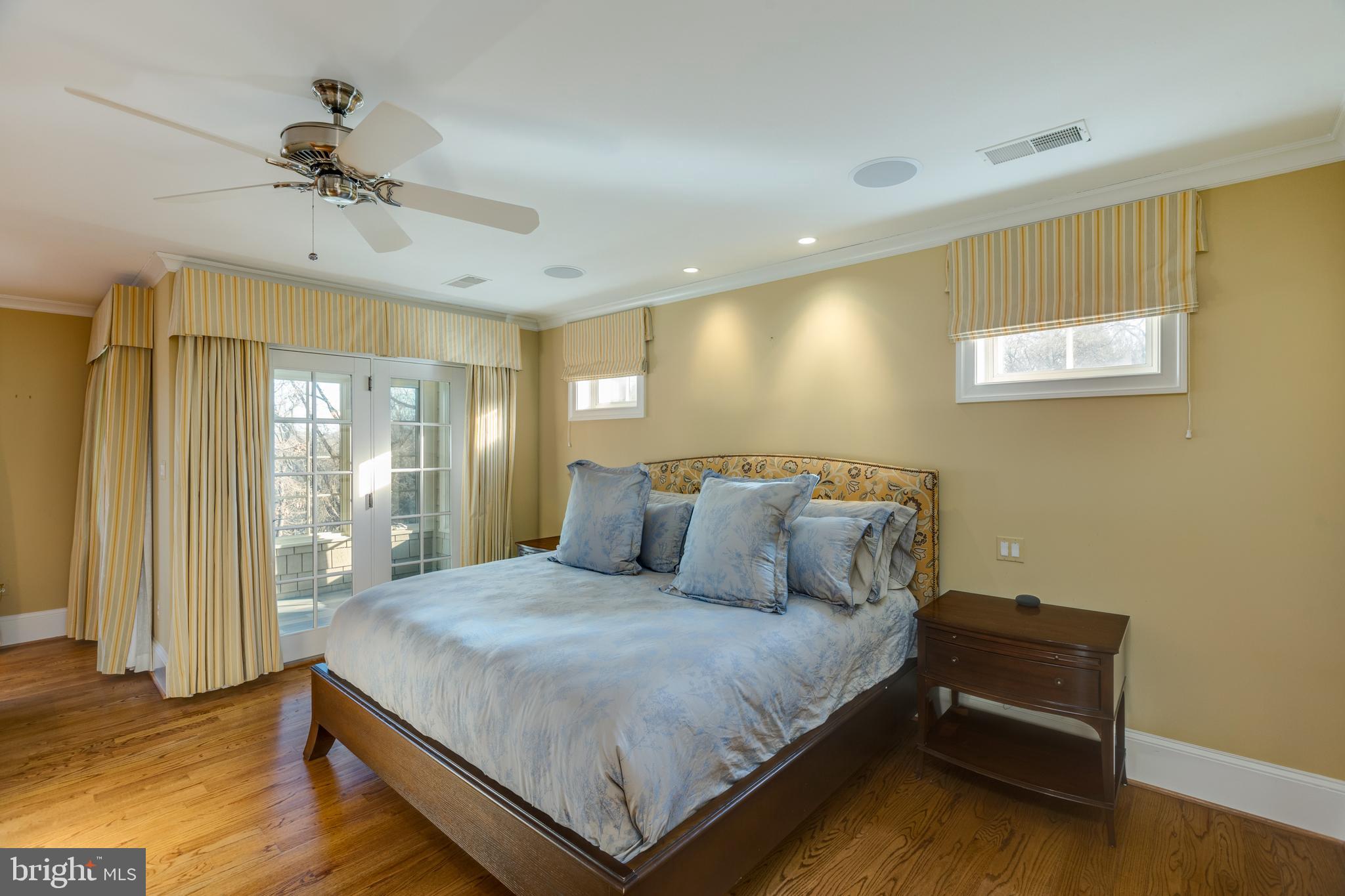 THE WOODS AT CHAIN BRIDGE - Residential