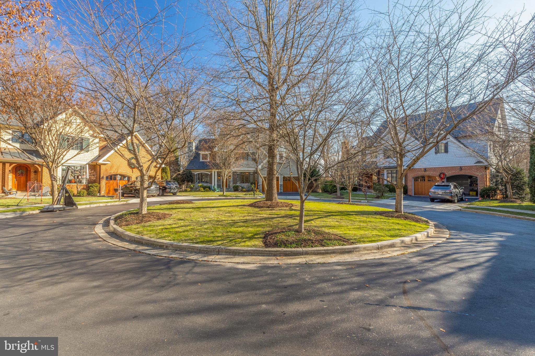 THE WOODS AT CHAIN BRIDGE - Residential