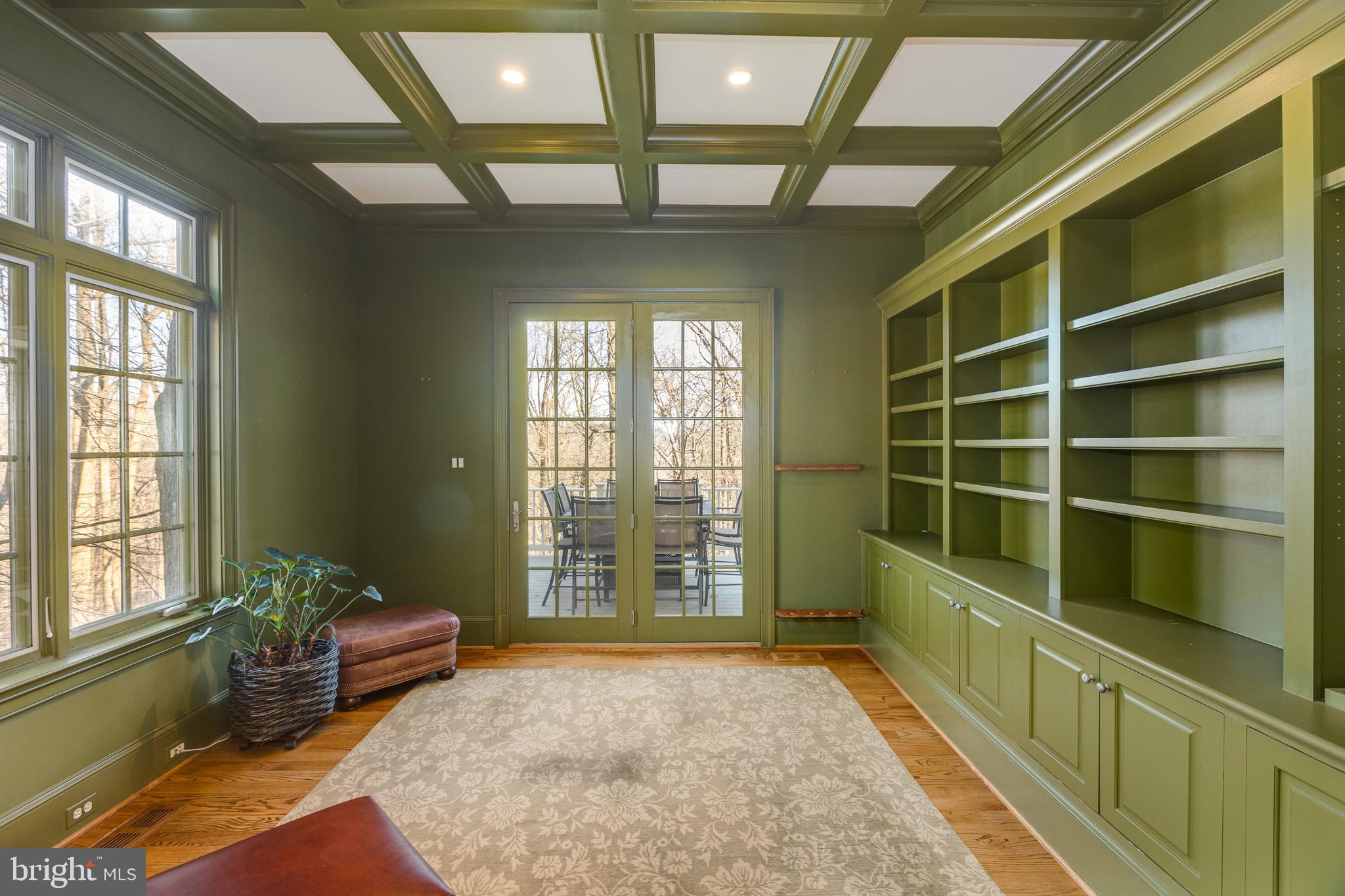 THE WOODS AT CHAIN BRIDGE - Residential