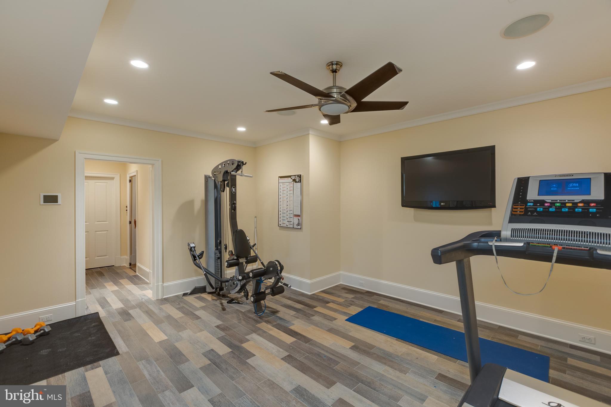 THE WOODS AT CHAIN BRIDGE - Residential