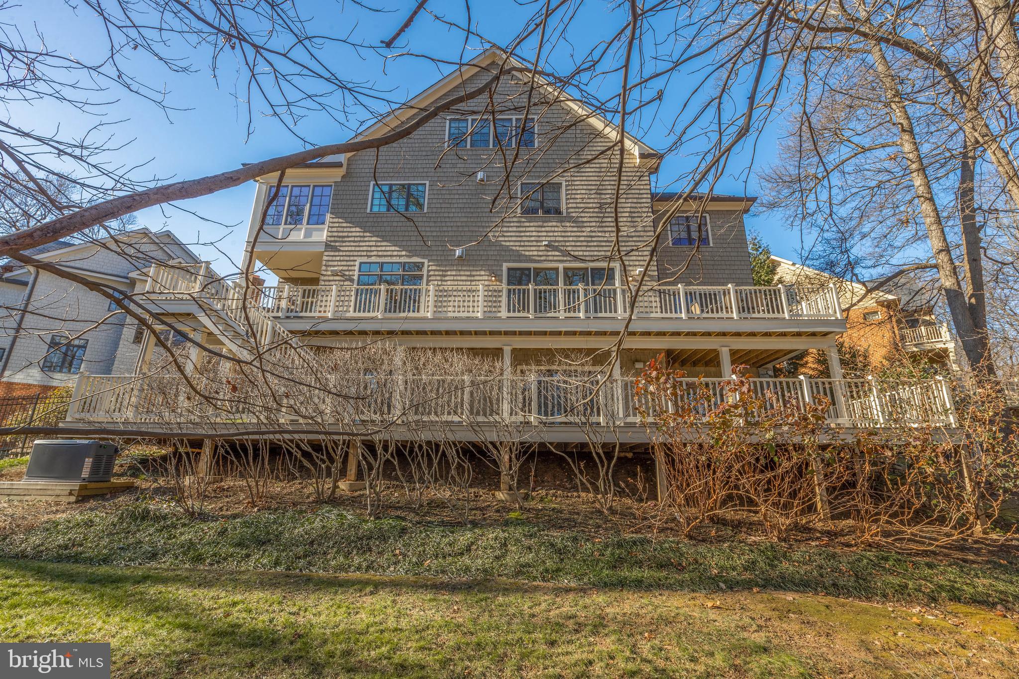 THE WOODS AT CHAIN BRIDGE - Residential