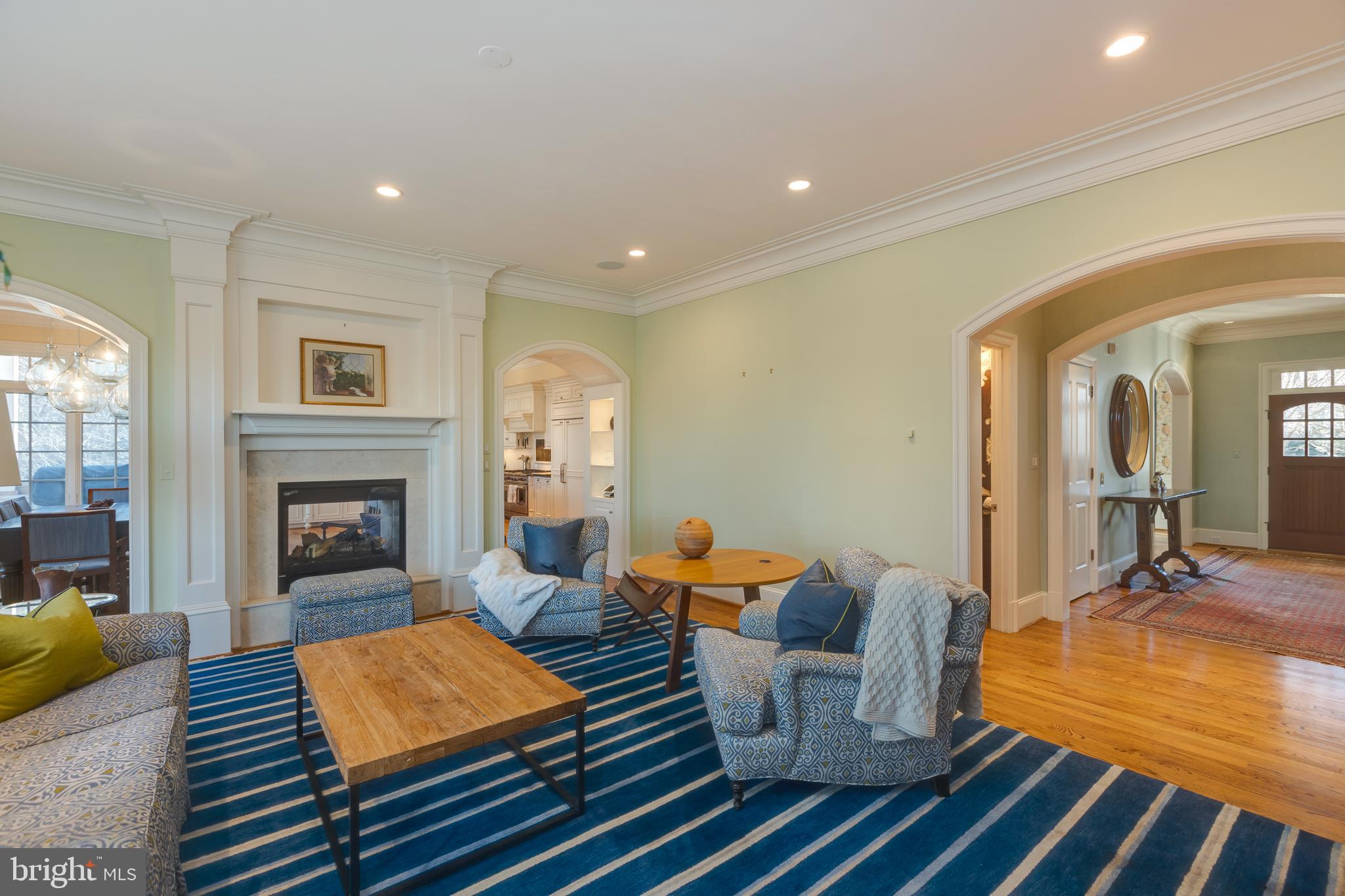 THE WOODS AT CHAIN BRIDGE - Residential