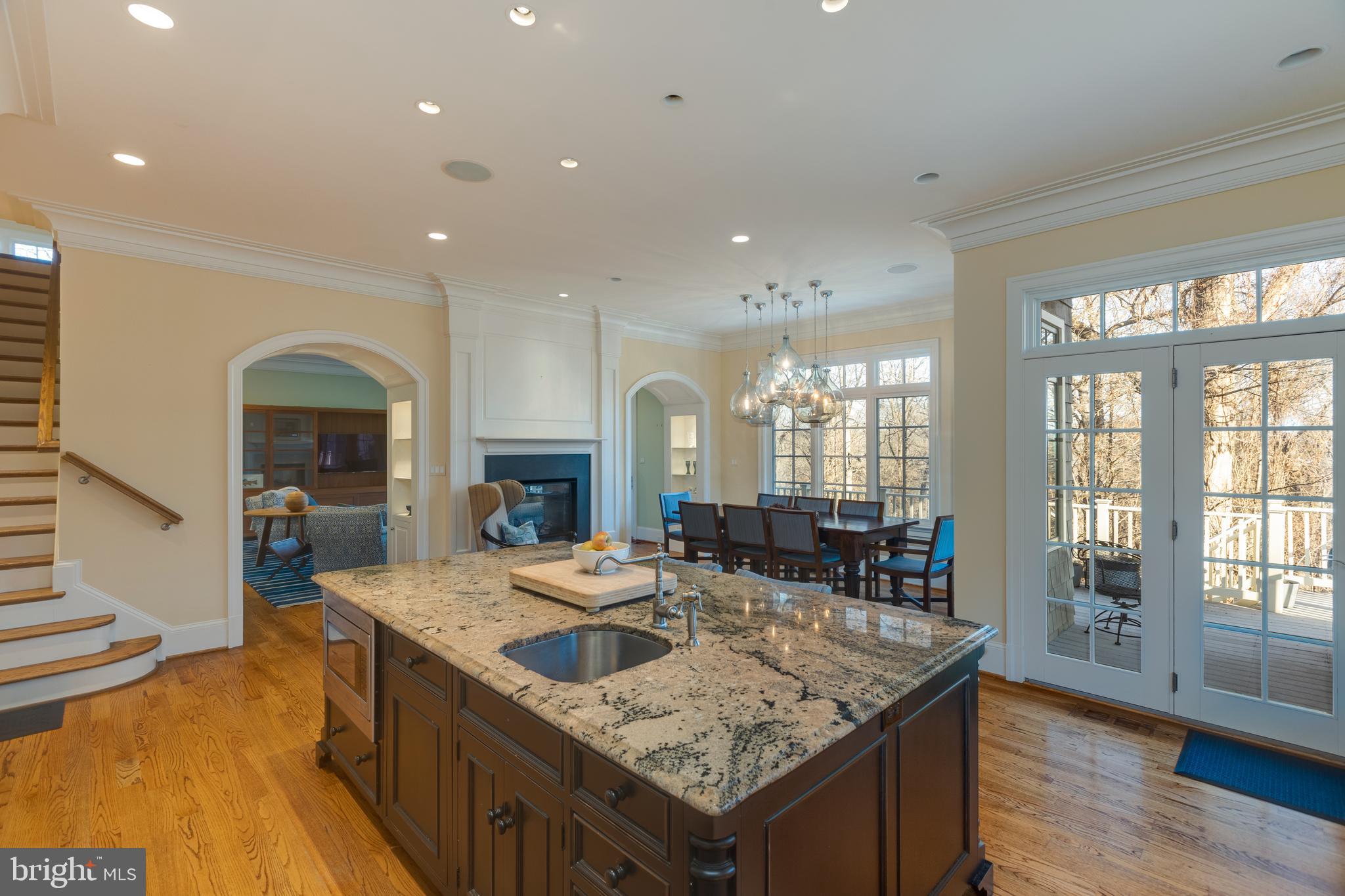 THE WOODS AT CHAIN BRIDGE - Residential