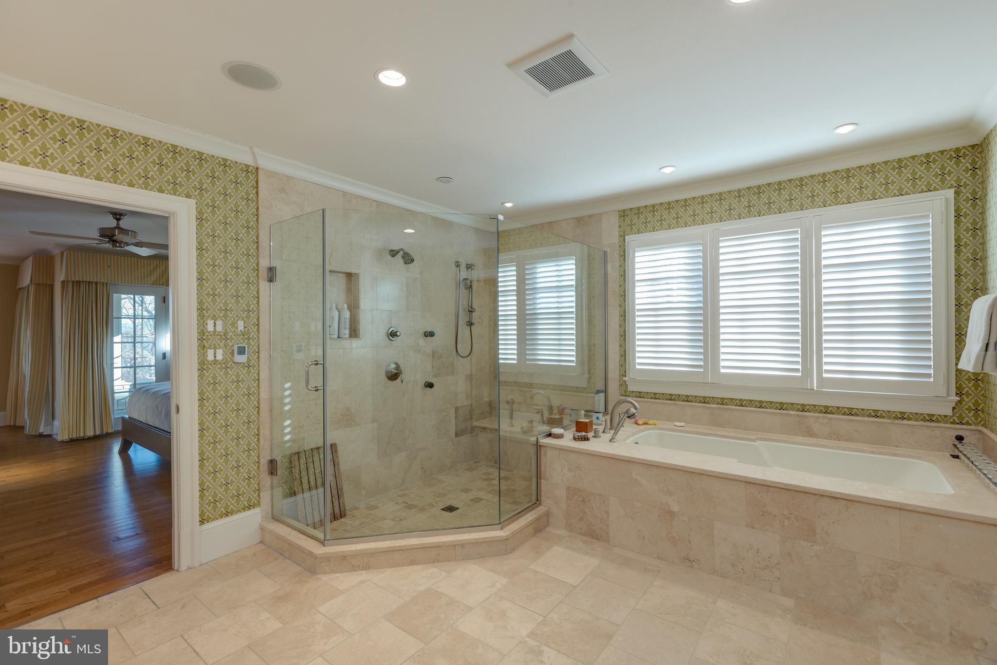 THE WOODS AT CHAIN BRIDGE - Residential