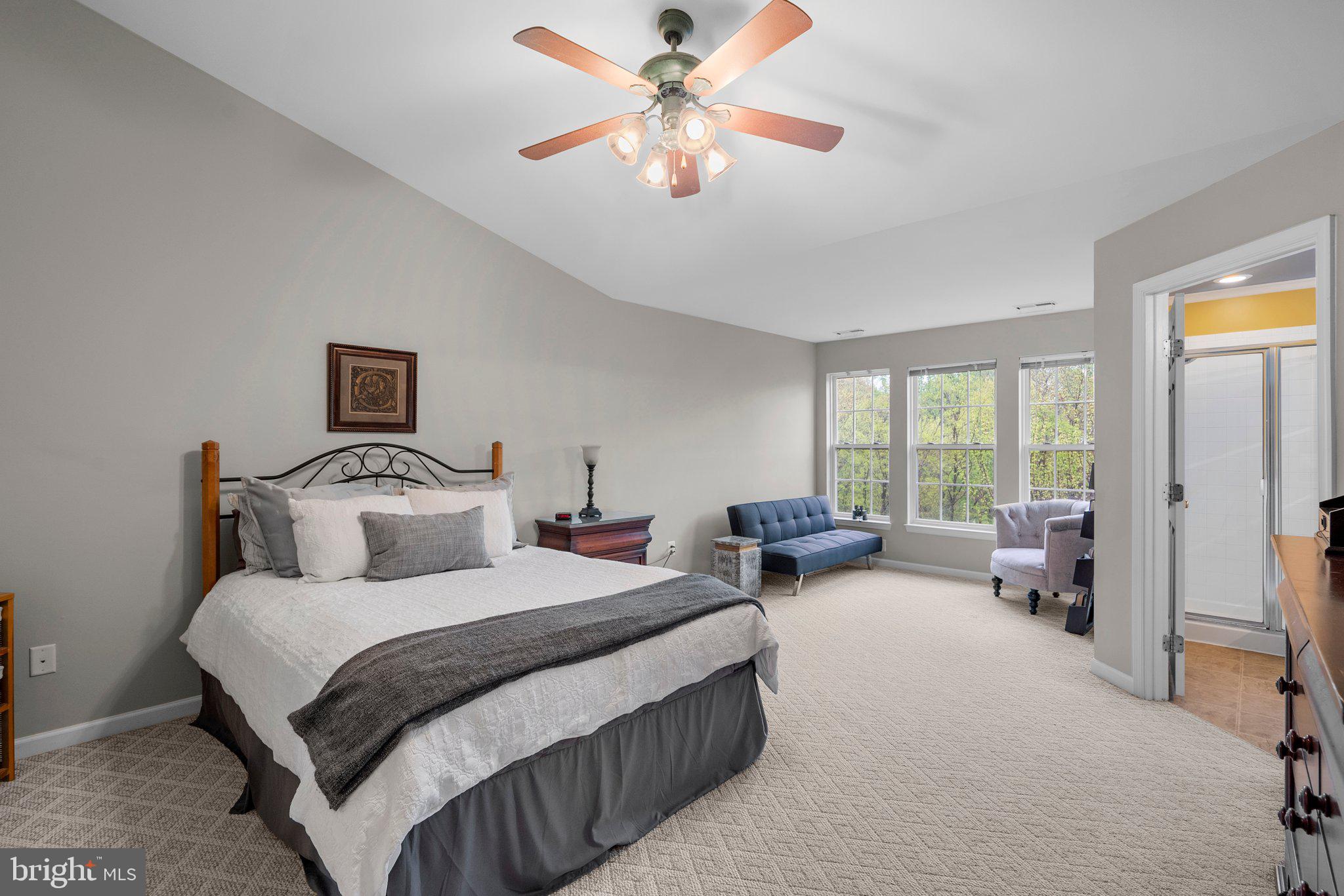 RIVERSIDE STATION - Residential