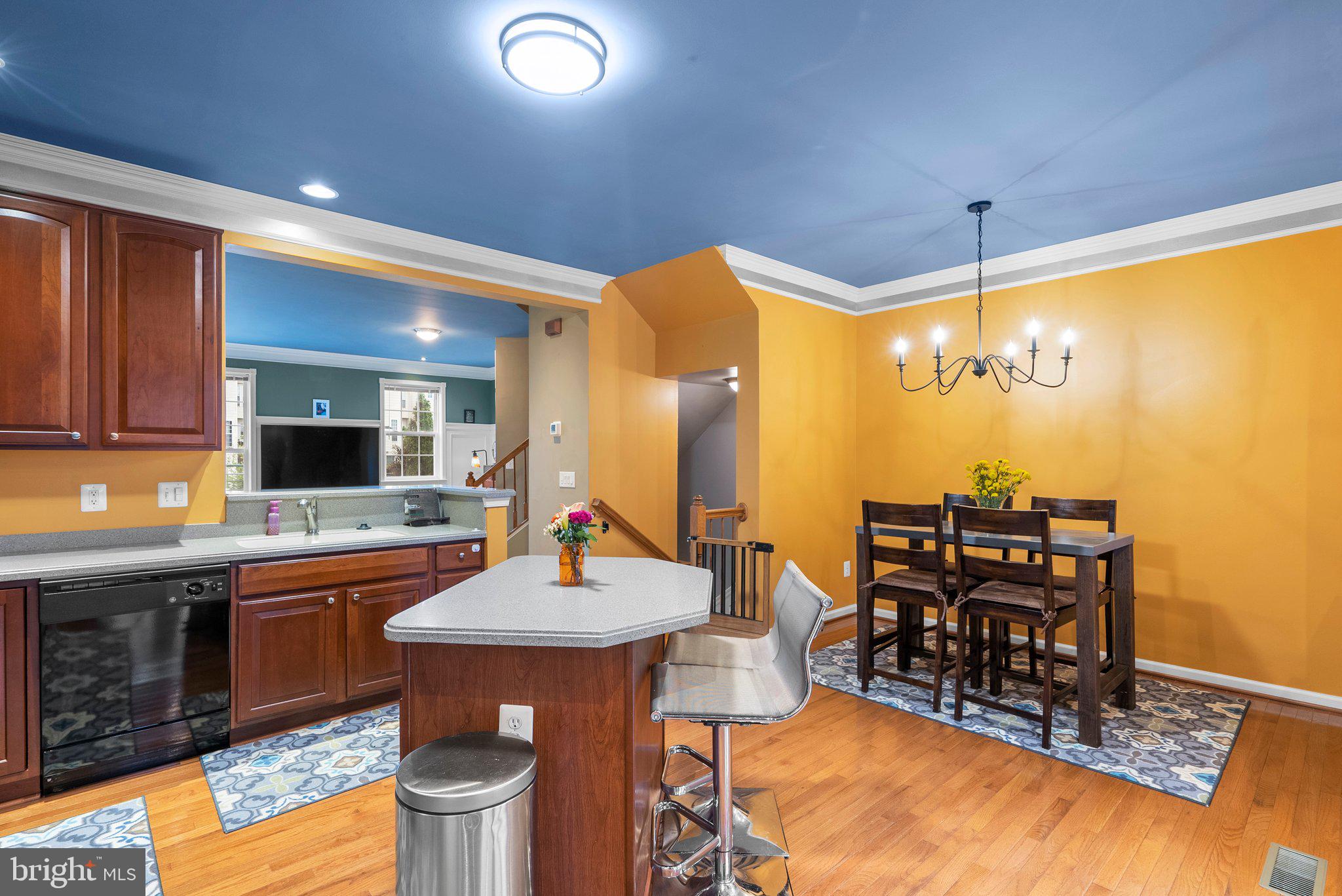 RIVERSIDE STATION - Residential