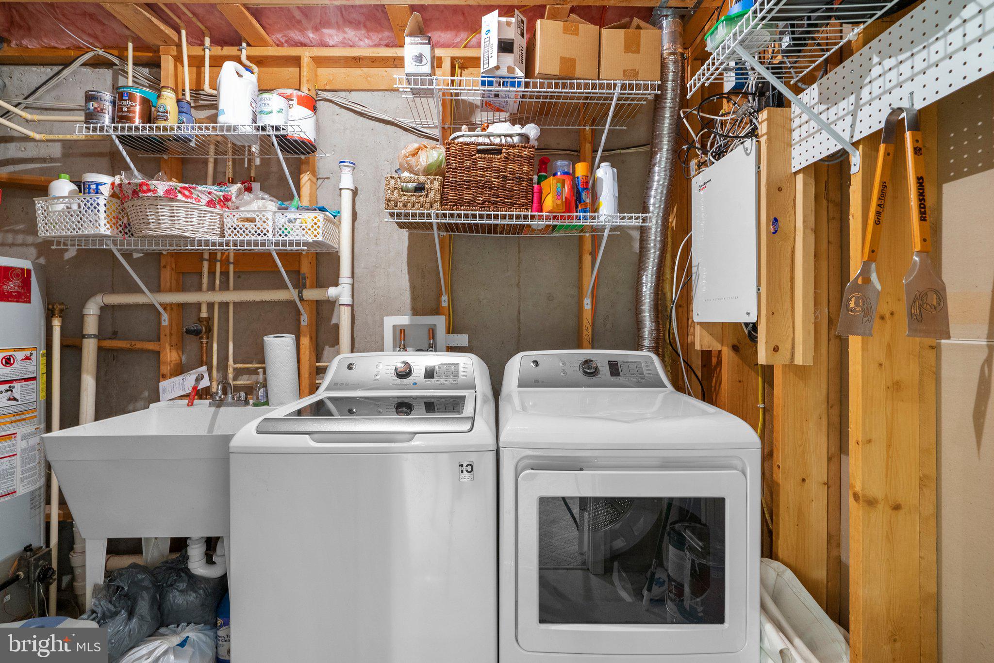 RIVERSIDE STATION - Residential