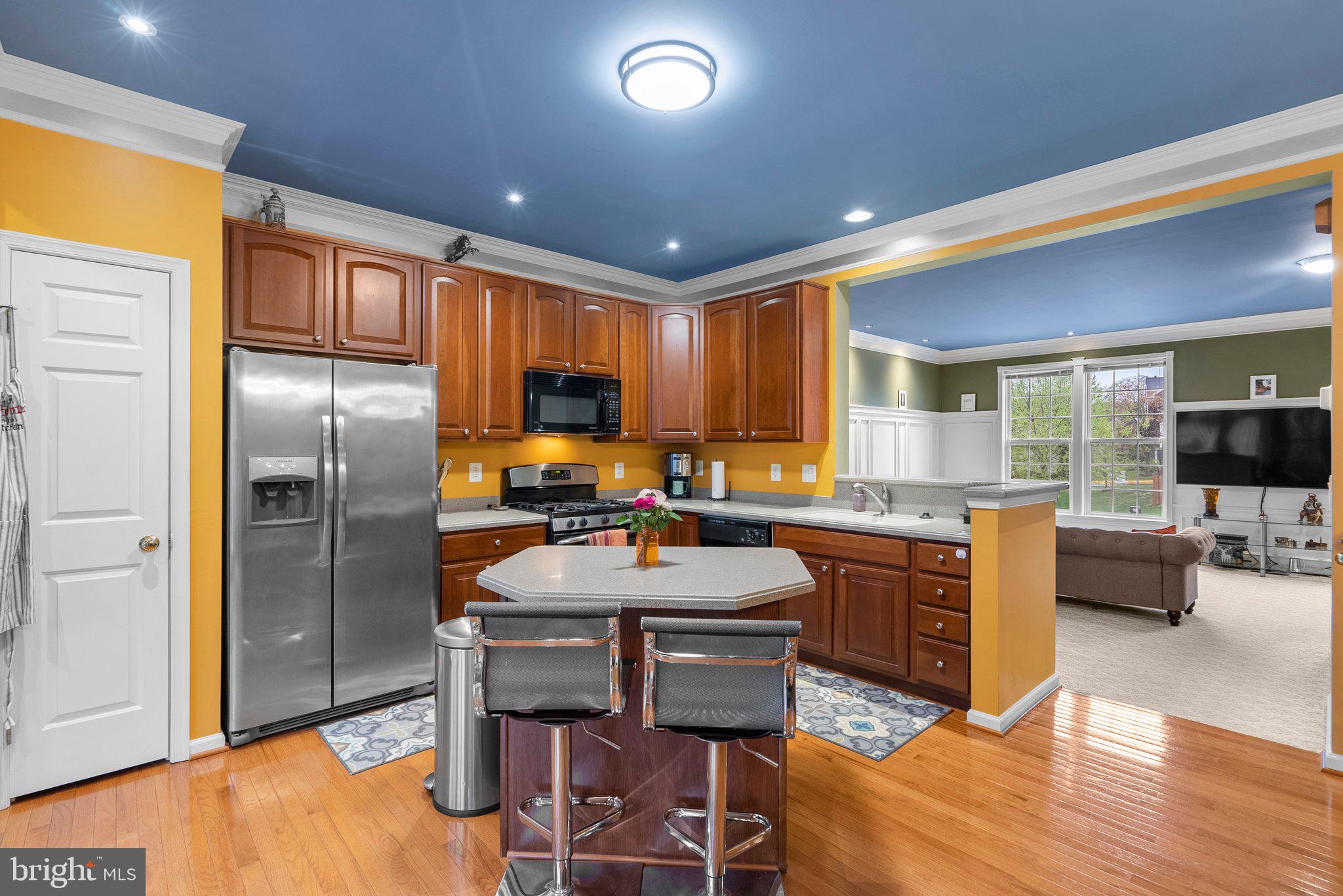 RIVERSIDE STATION - Residential