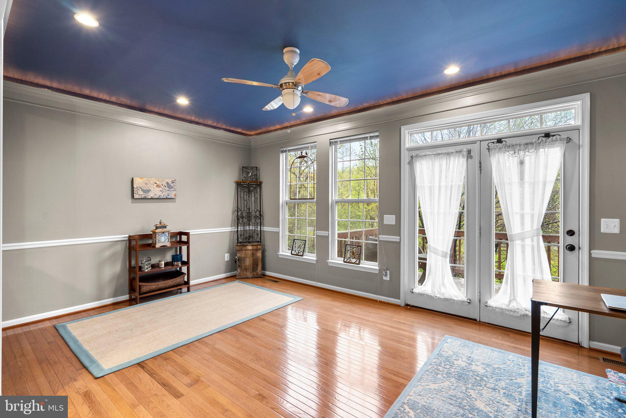 RIVERSIDE STATION - Residential