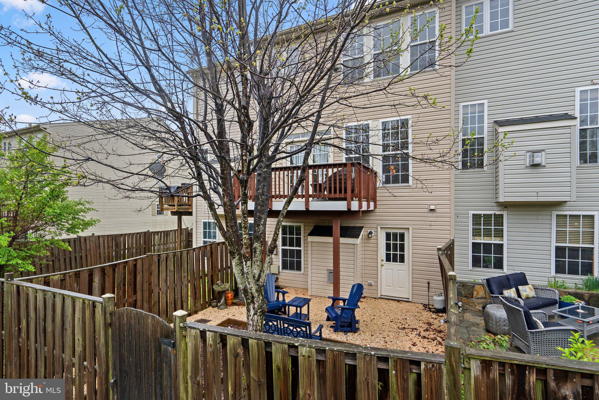 RIVERSIDE STATION - Residential