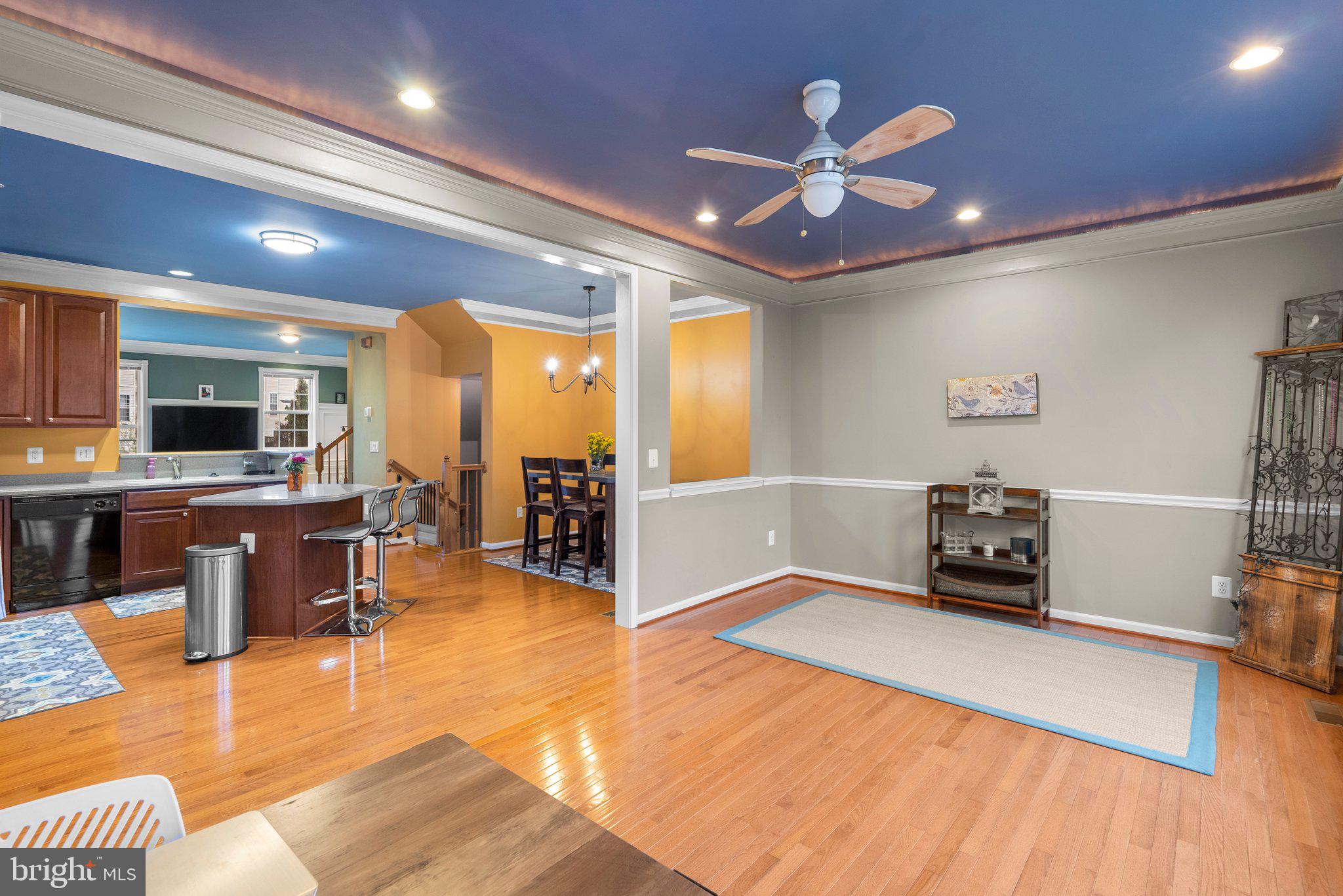 RIVERSIDE STATION - Residential