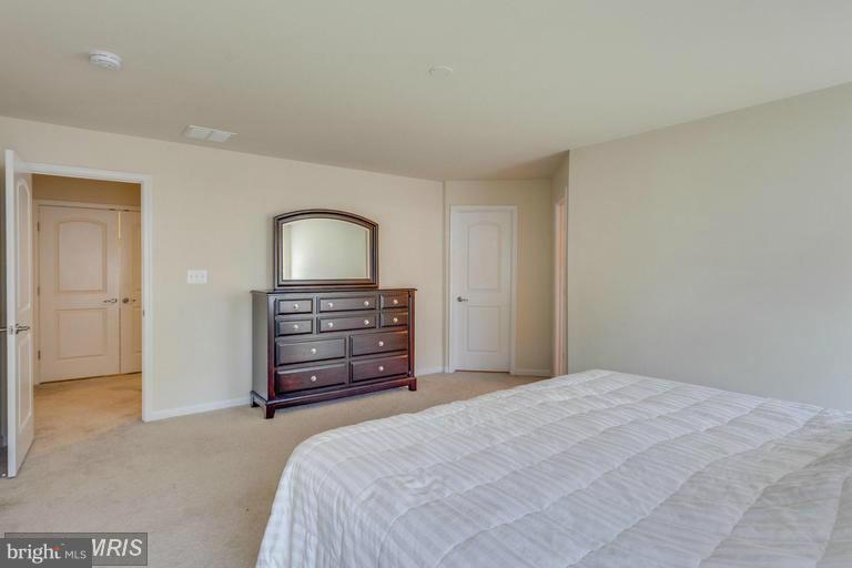 DAWKINS RIDGE - Residential Lease