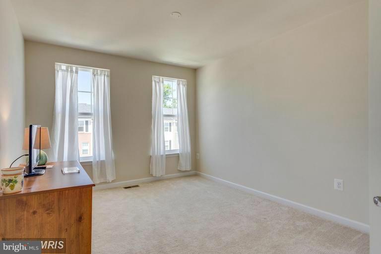 DAWKINS RIDGE - Residential Lease