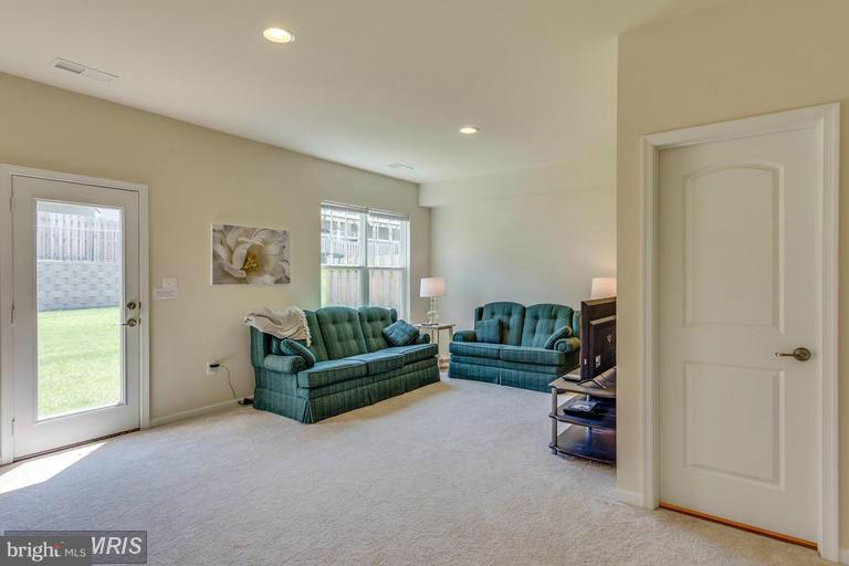 DAWKINS RIDGE - Residential Lease