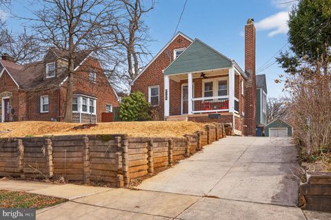 6105 43RD STREET RIVERDALE MD 20737