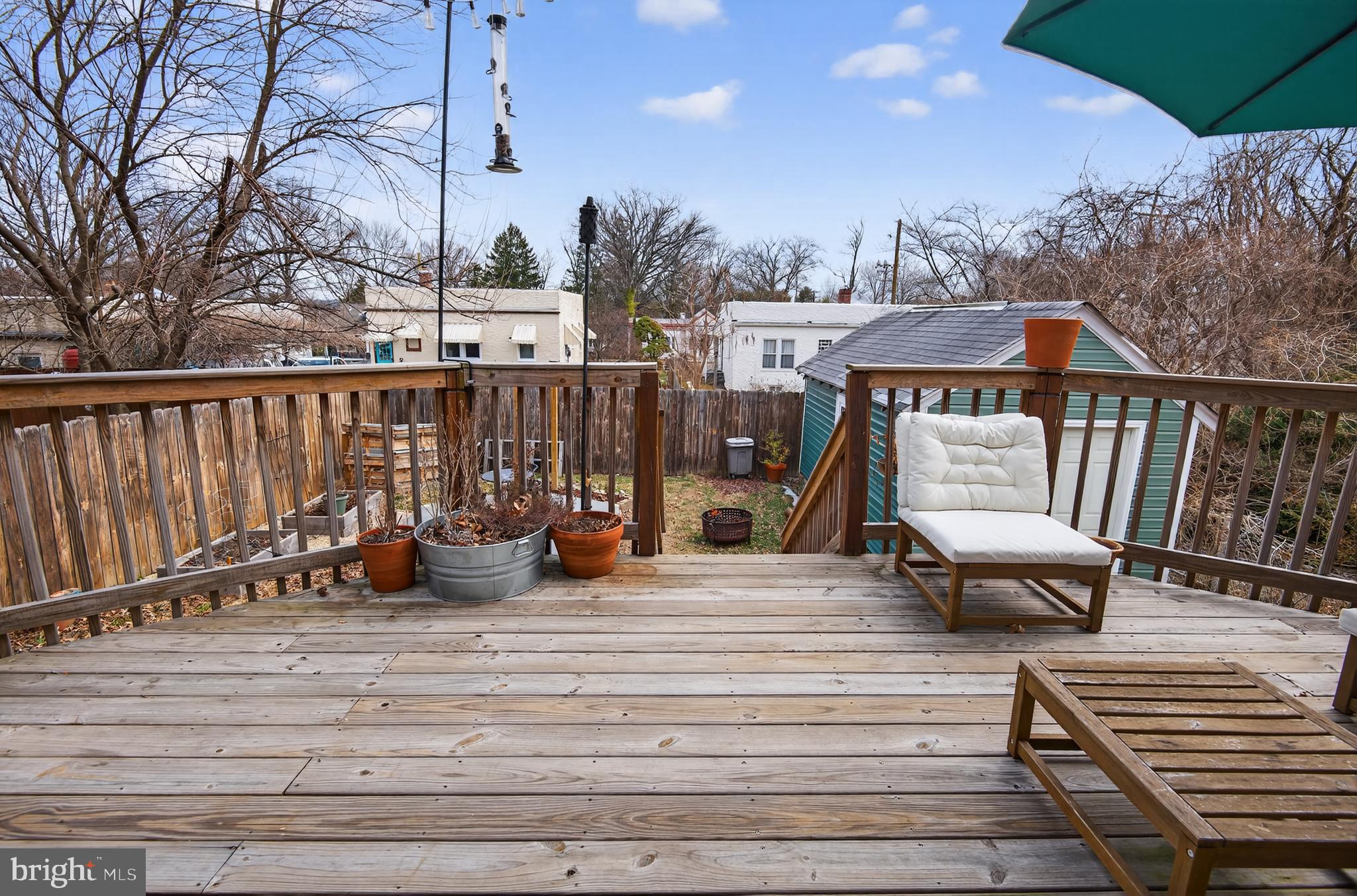 RIVERDALE - Residential