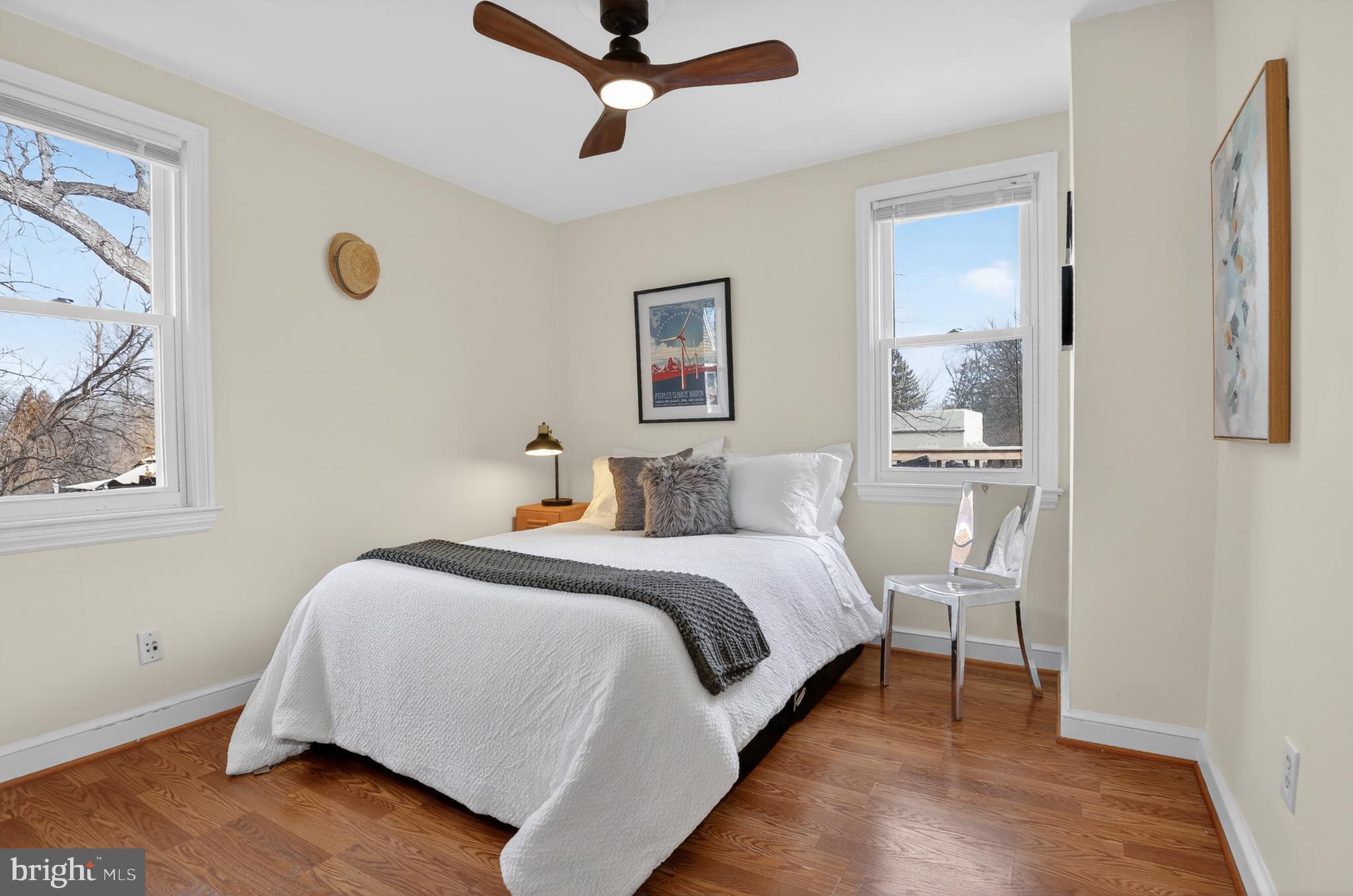 RIVERDALE - Residential