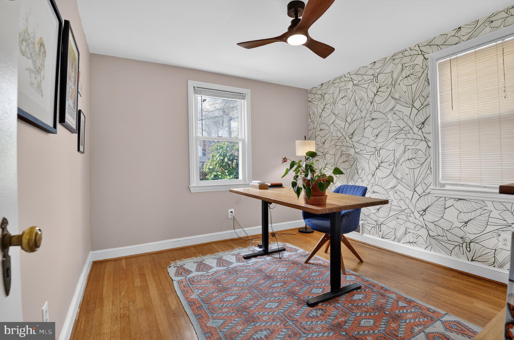 RIVERDALE - Residential