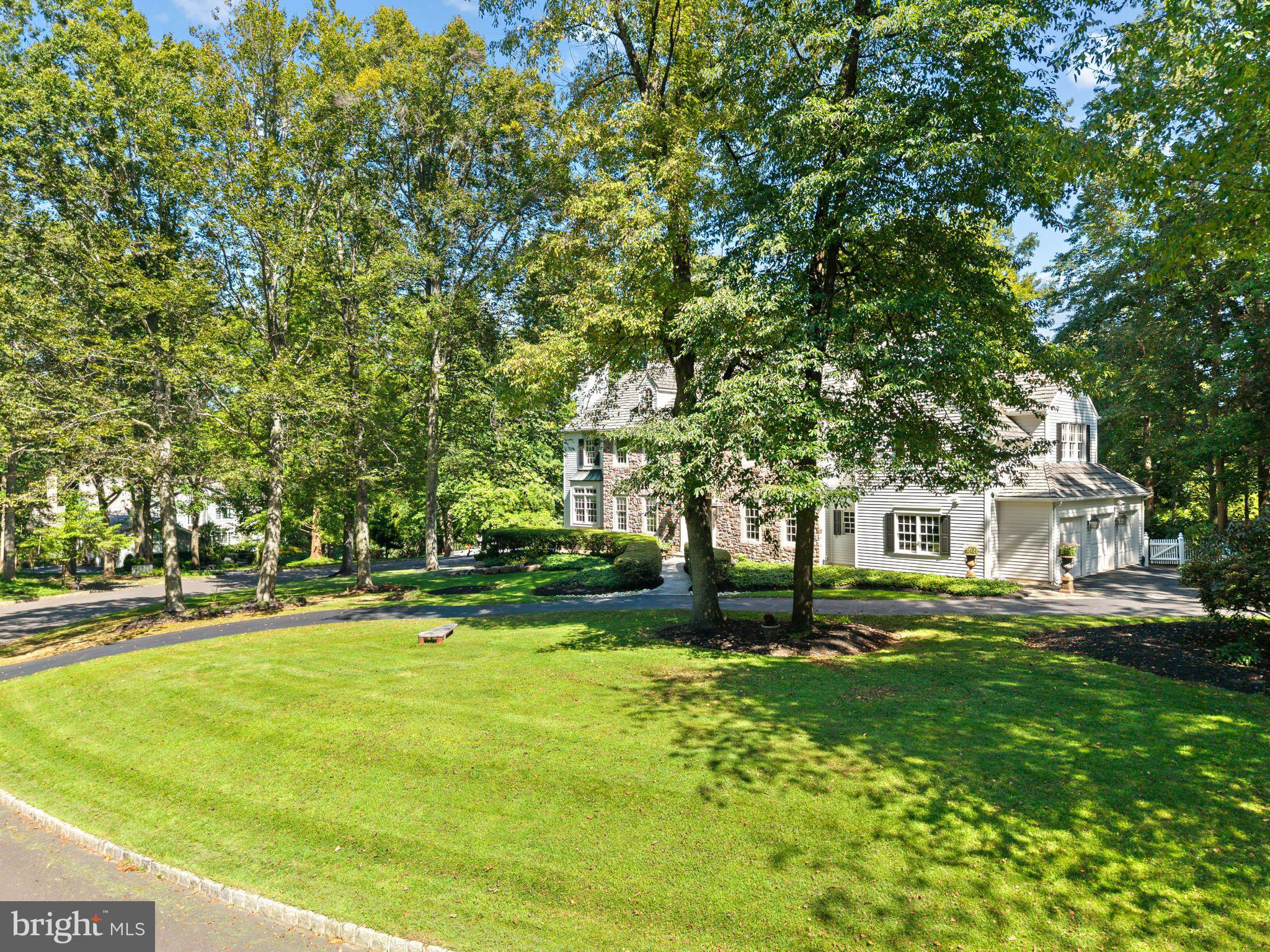 31 TIMBER KNOLL DRIVE