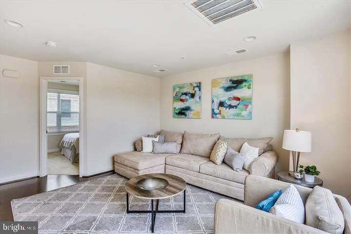 WESTSIDE AT SHADY GROVE METRO - Residential