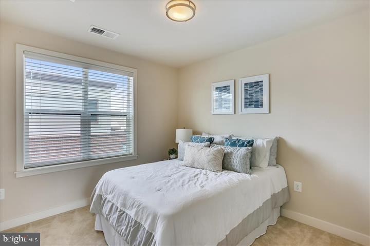 WESTSIDE AT SHADY GROVE METRO - Residential