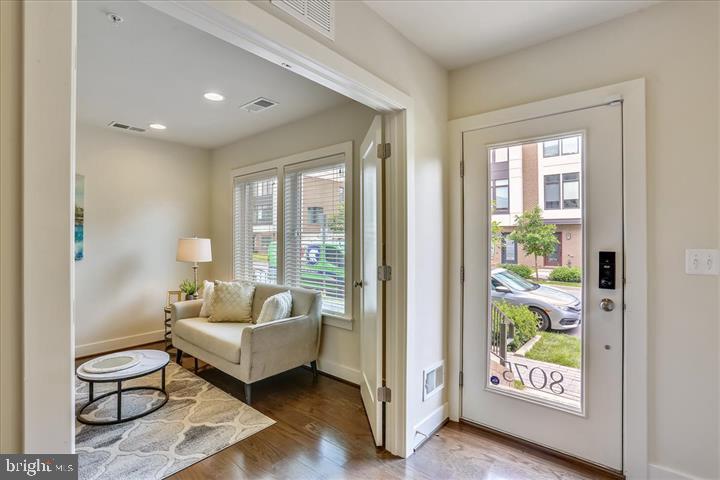 WESTSIDE AT SHADY GROVE METRO - Residential