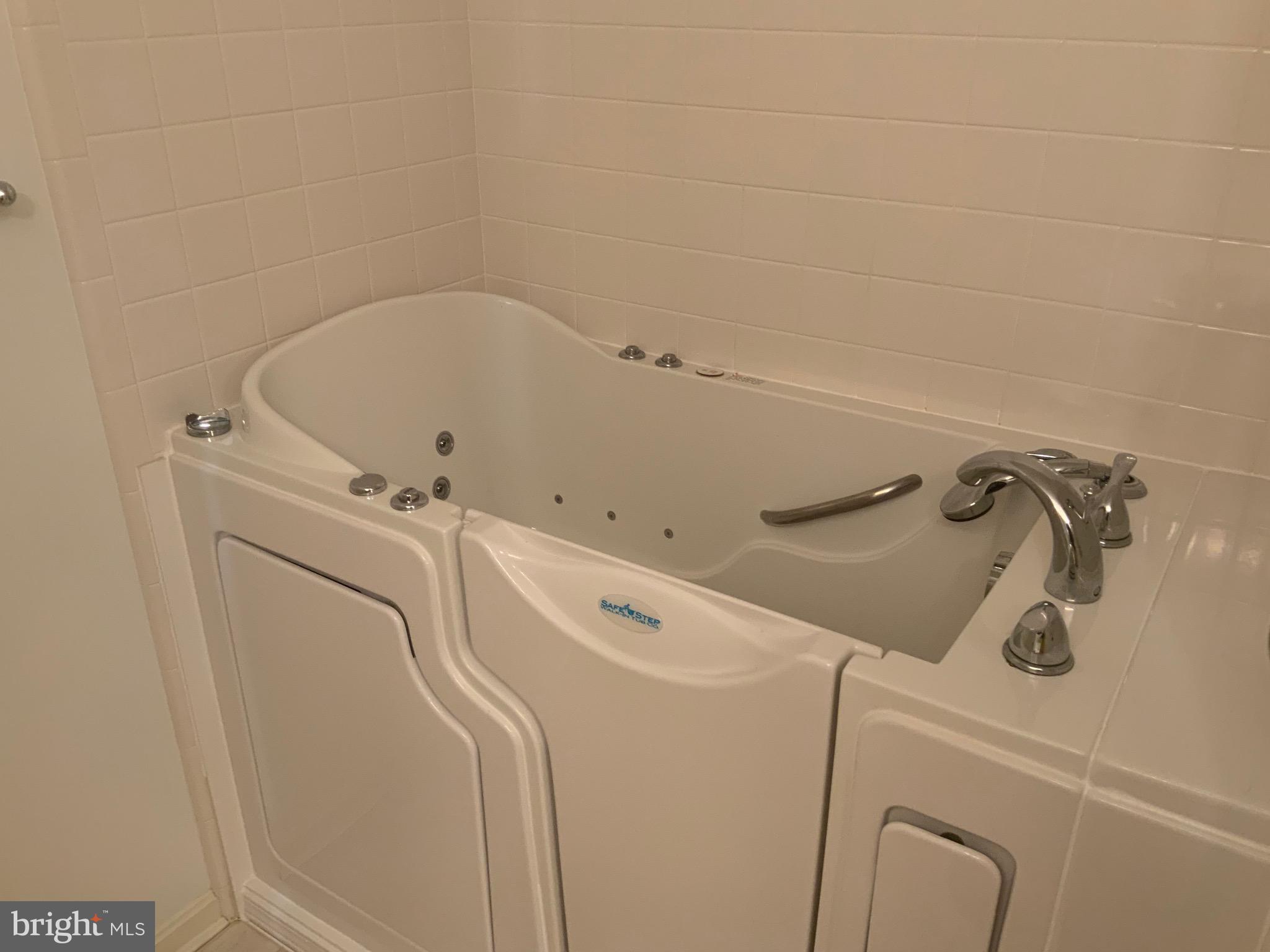 VILLAGES AT WILDEWOOD - Residential