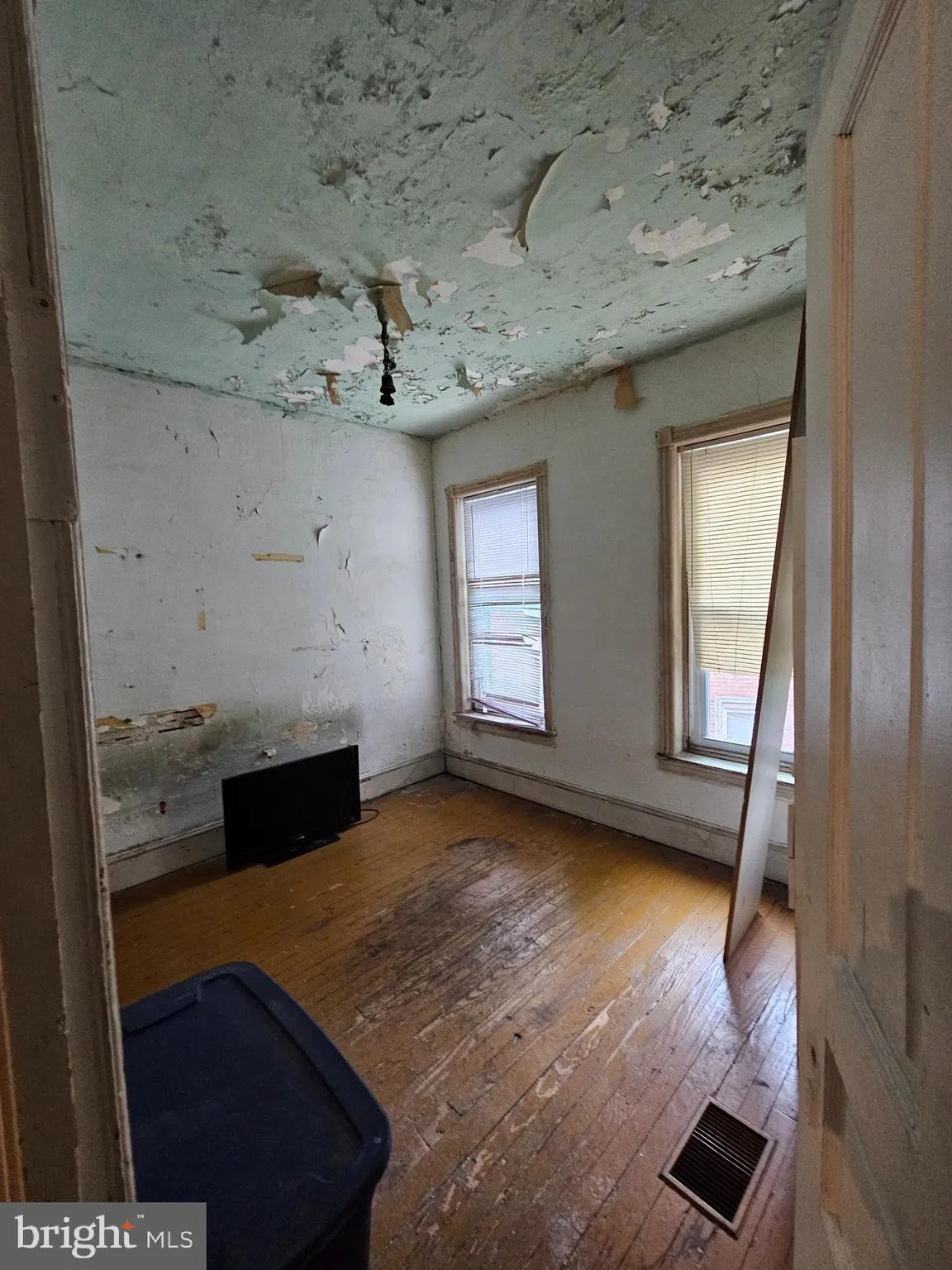 Philadelphia, Pennsylvania 19139, United States, 3 Bedrooms Bedrooms, ,1 BathroomBathrooms,Residential,Contingent,146067