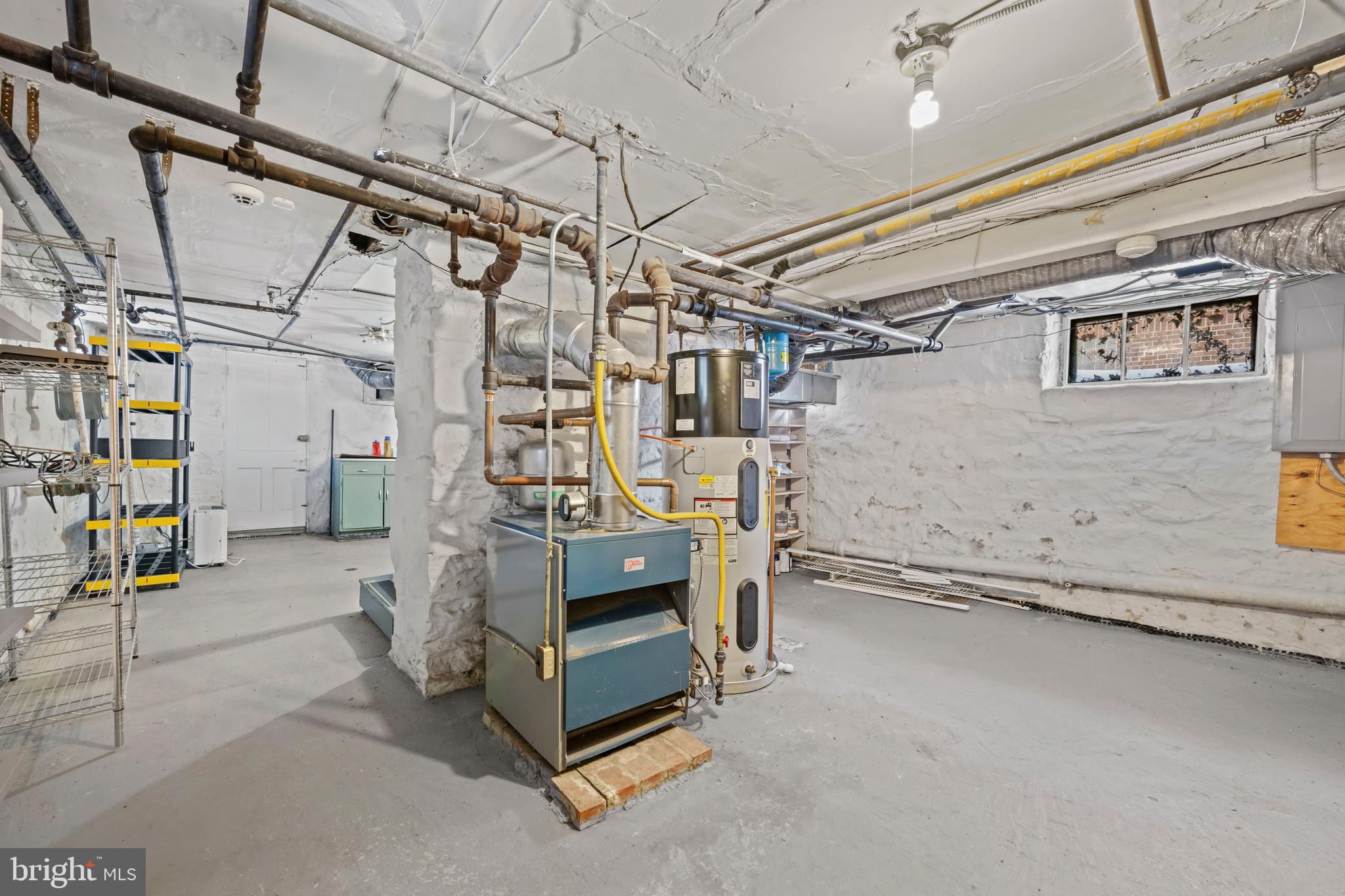 MOUNT WASHINGTON - Residential