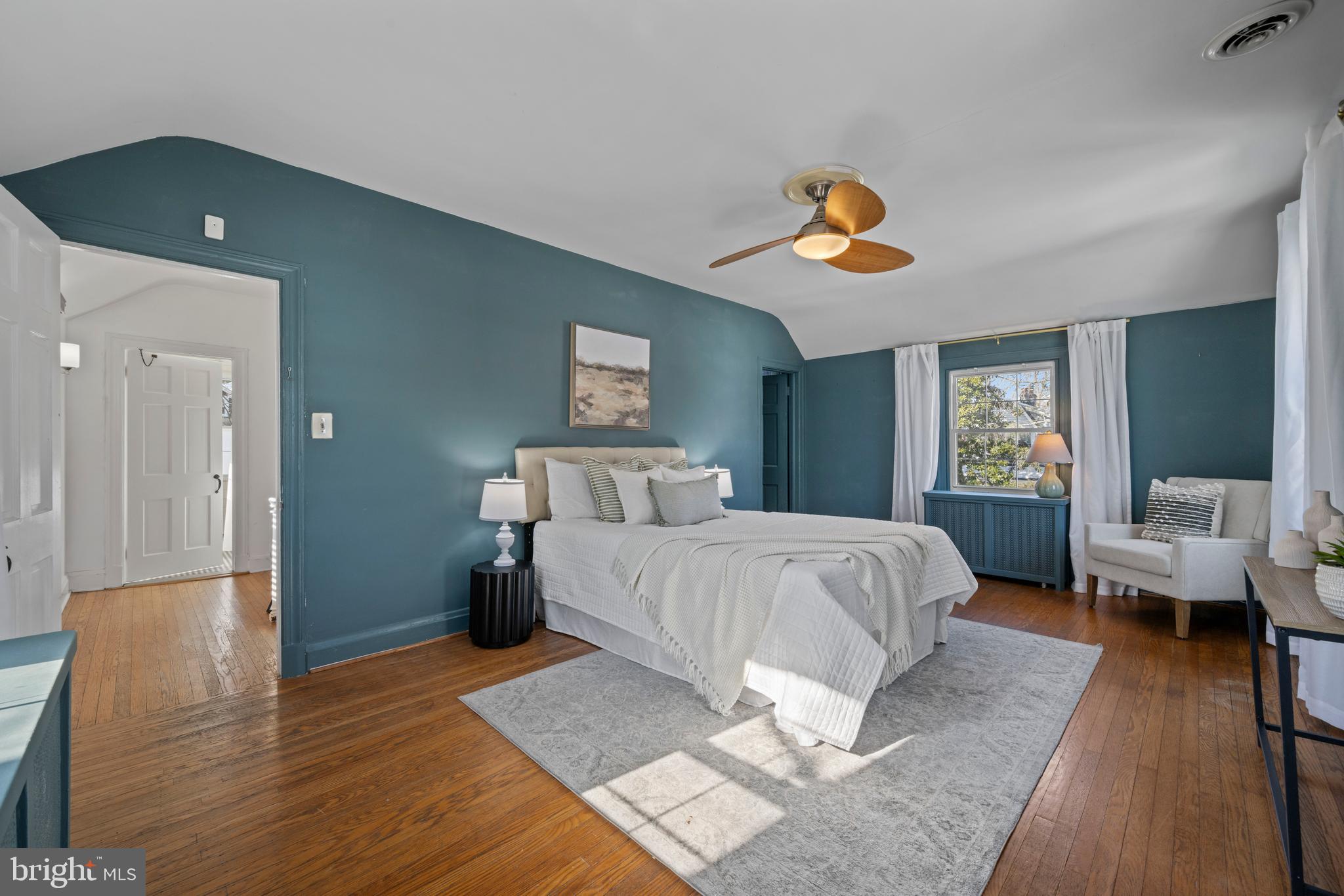 MOUNT WASHINGTON - Residential