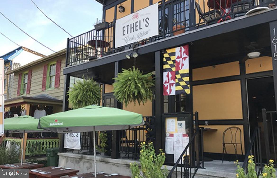 MOUNT WASHINGTON - Residential