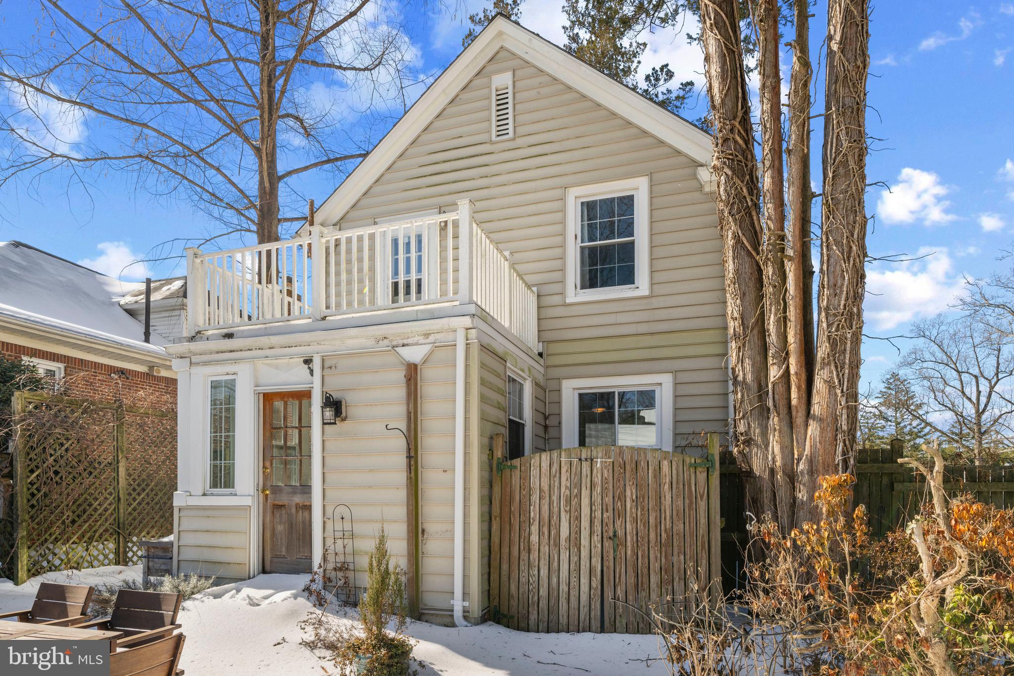 MOUNT WASHINGTON - Residential