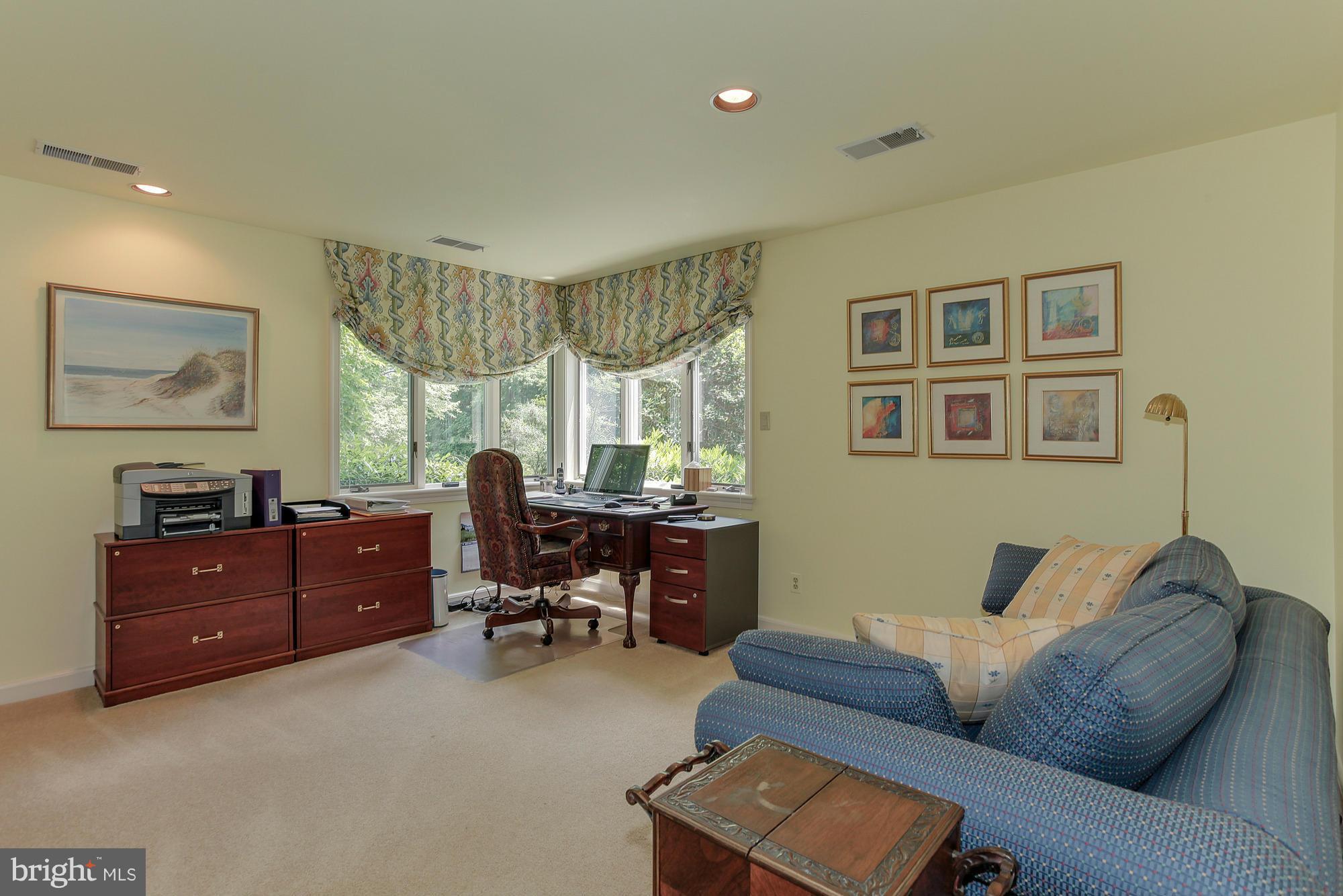 HIDDEN SPRINGS - Residential