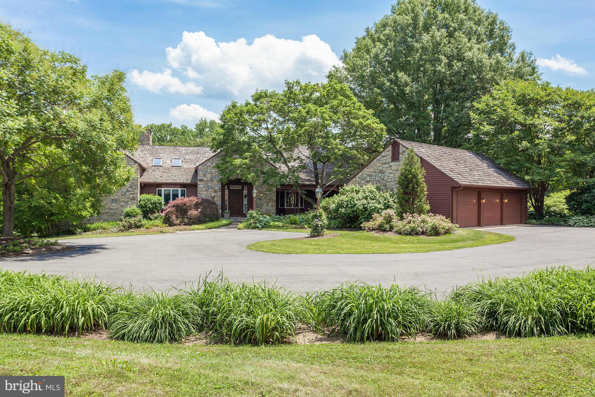 HIDDEN SPRINGS - Residential