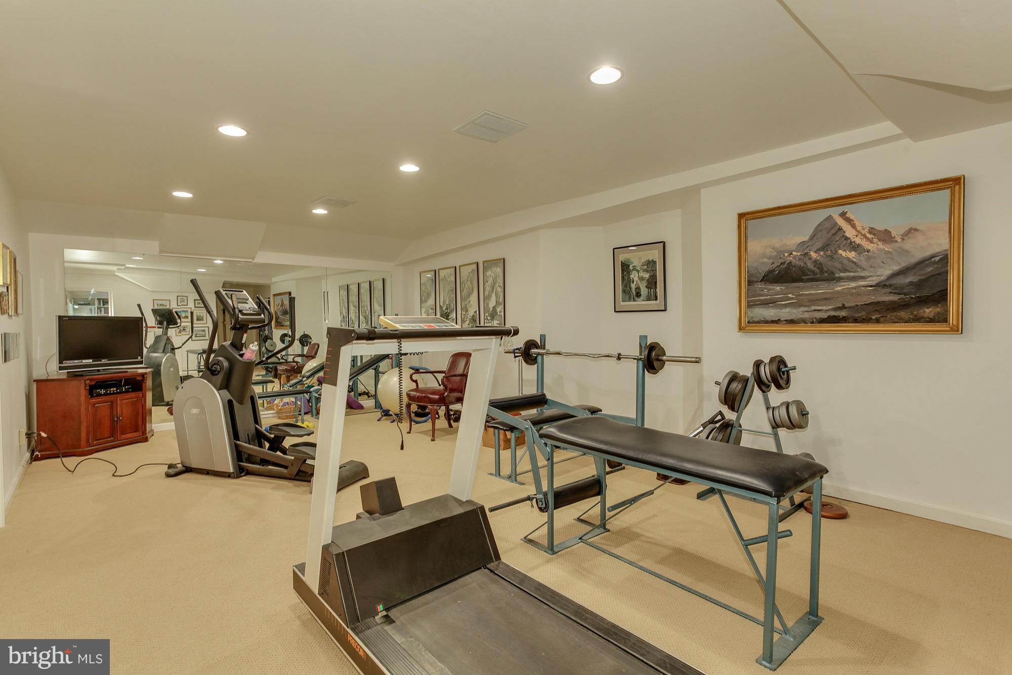 HIDDEN SPRINGS - Residential