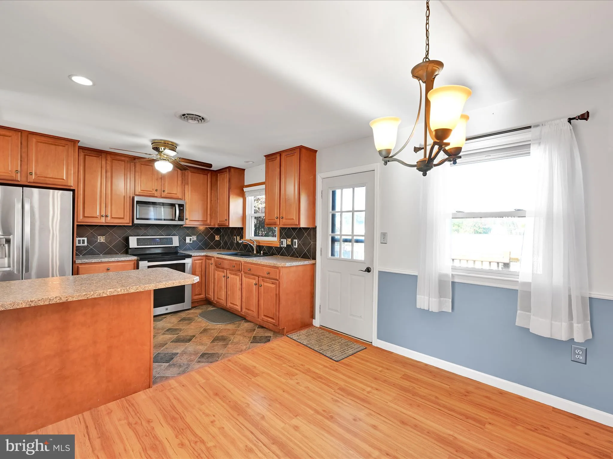 Ephrata, Pennsylvania 17522, United States, 3 Bedrooms Bedrooms, ,2 BathroomsBathrooms,Residential,Coming Soon,224228