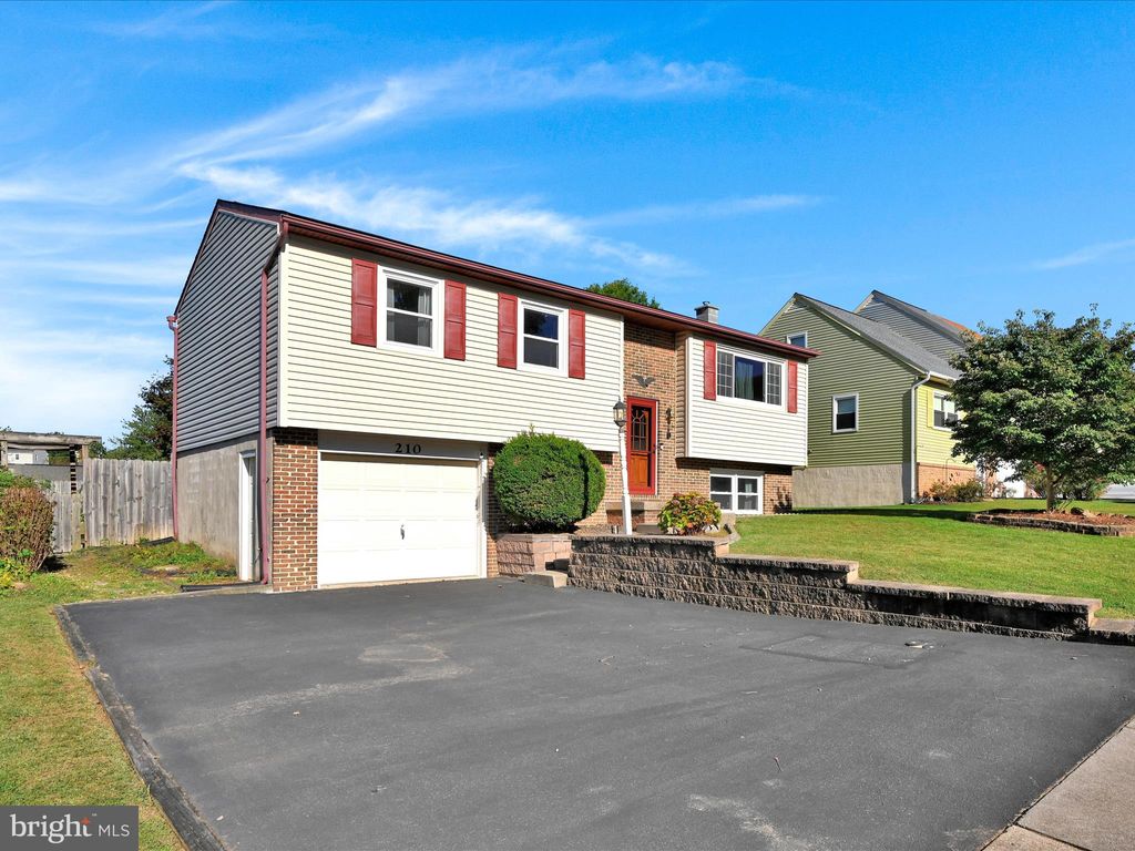 Photo of 210 Marion Terrace, EPHRATA, PA 17522 (MLS # PALA2077802)
