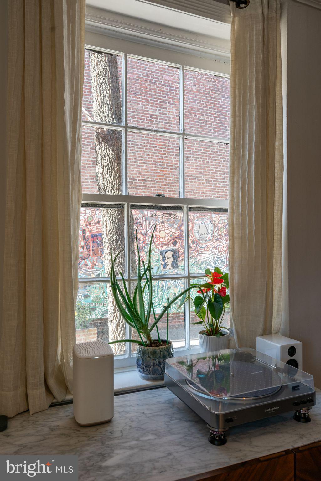 WASHINGTON SQ - Residential