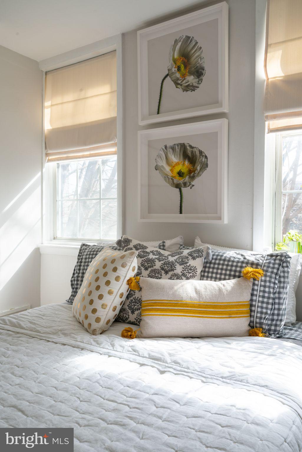 WASHINGTON SQ - Residential