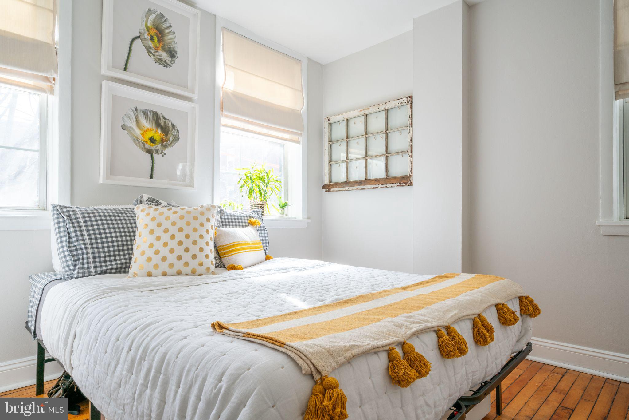 WASHINGTON SQ - Residential