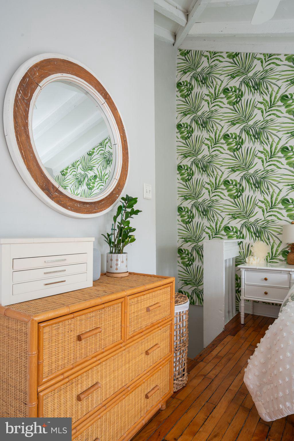 WASHINGTON SQ - Residential