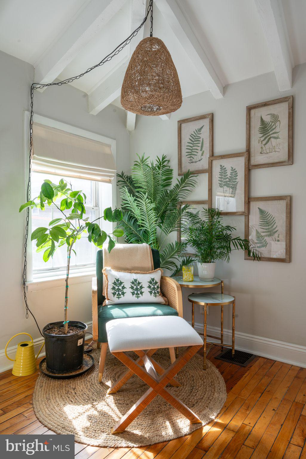 WASHINGTON SQ - Residential