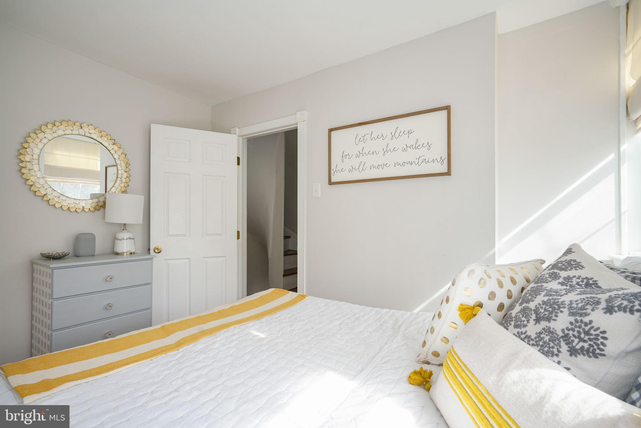 WASHINGTON SQ - Residential