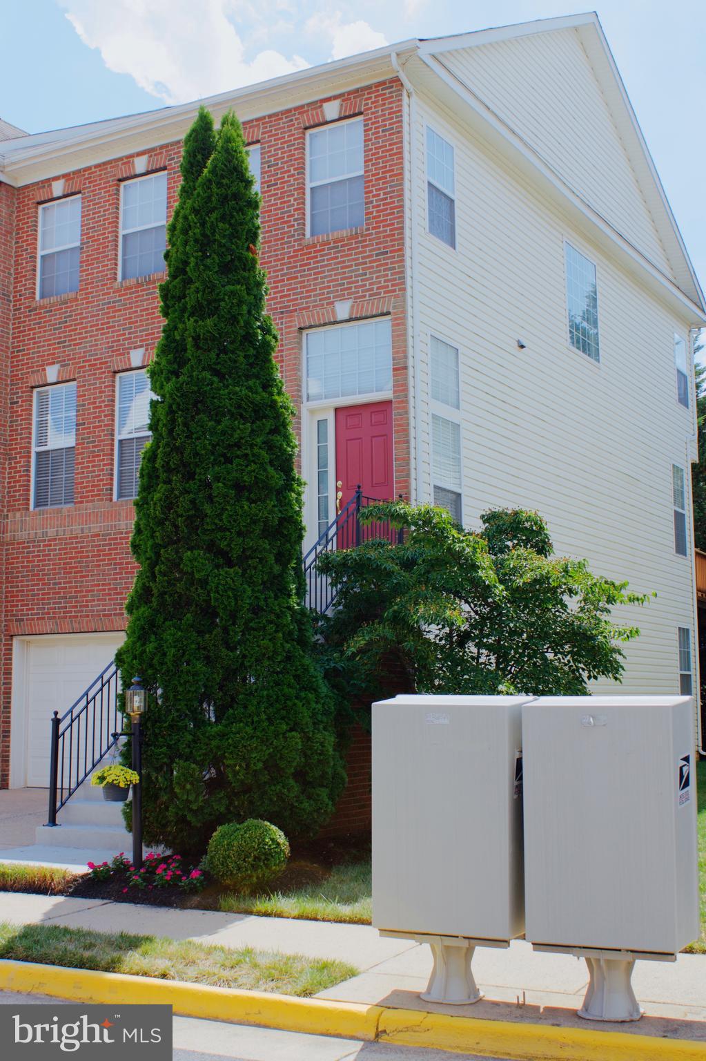 MCNAIR FARMS LANDBAY - Residential