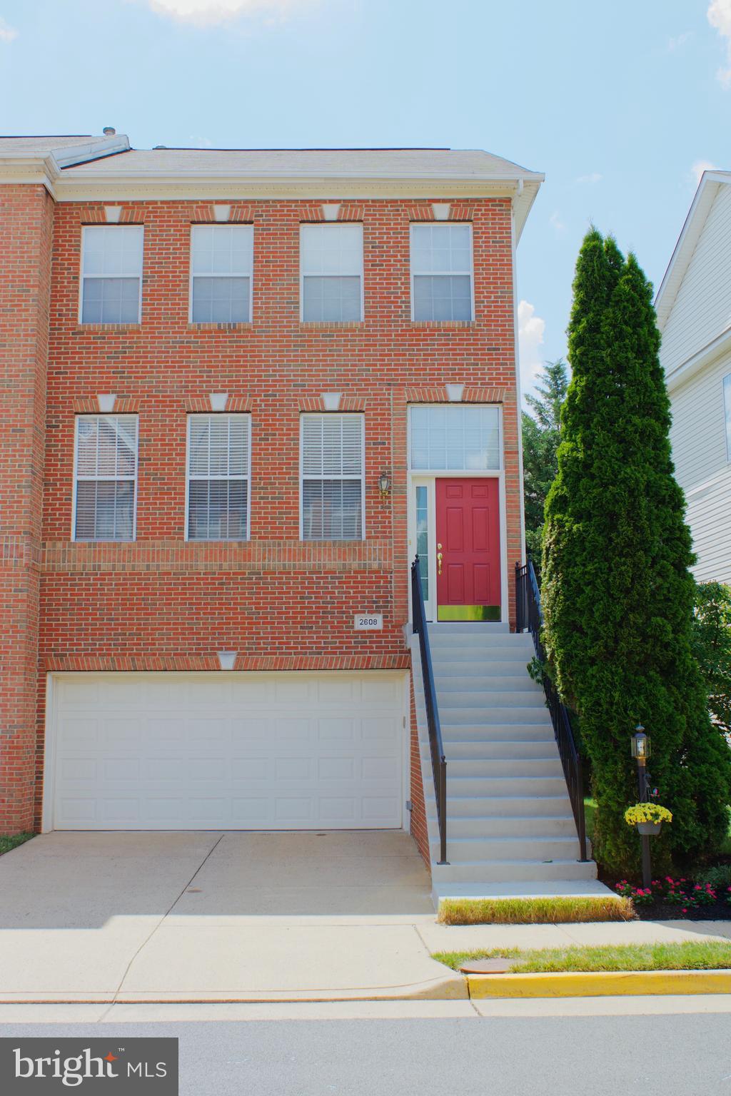 MCNAIR FARMS LANDBAY - Residential