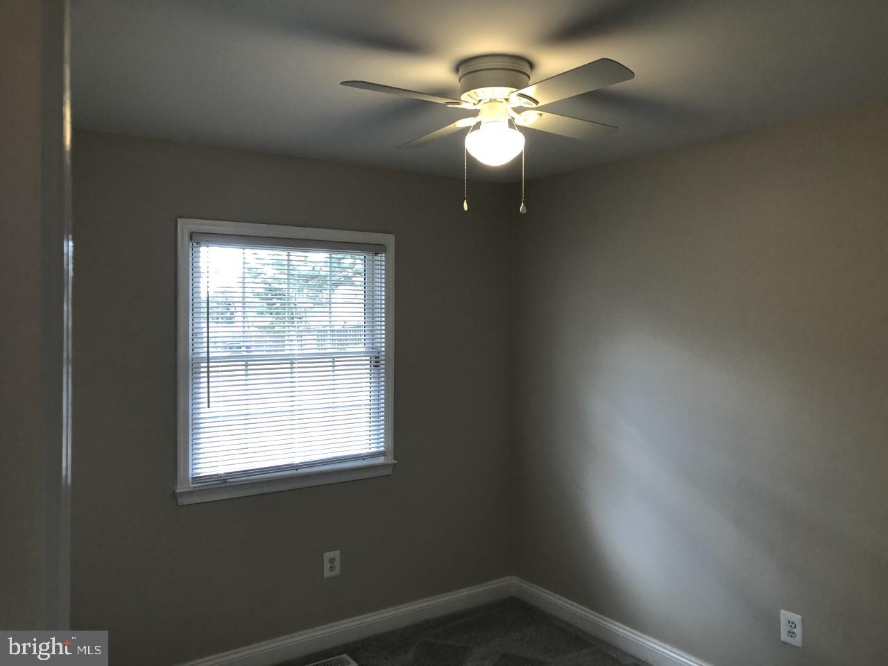 DALE CITY - Residential Lease