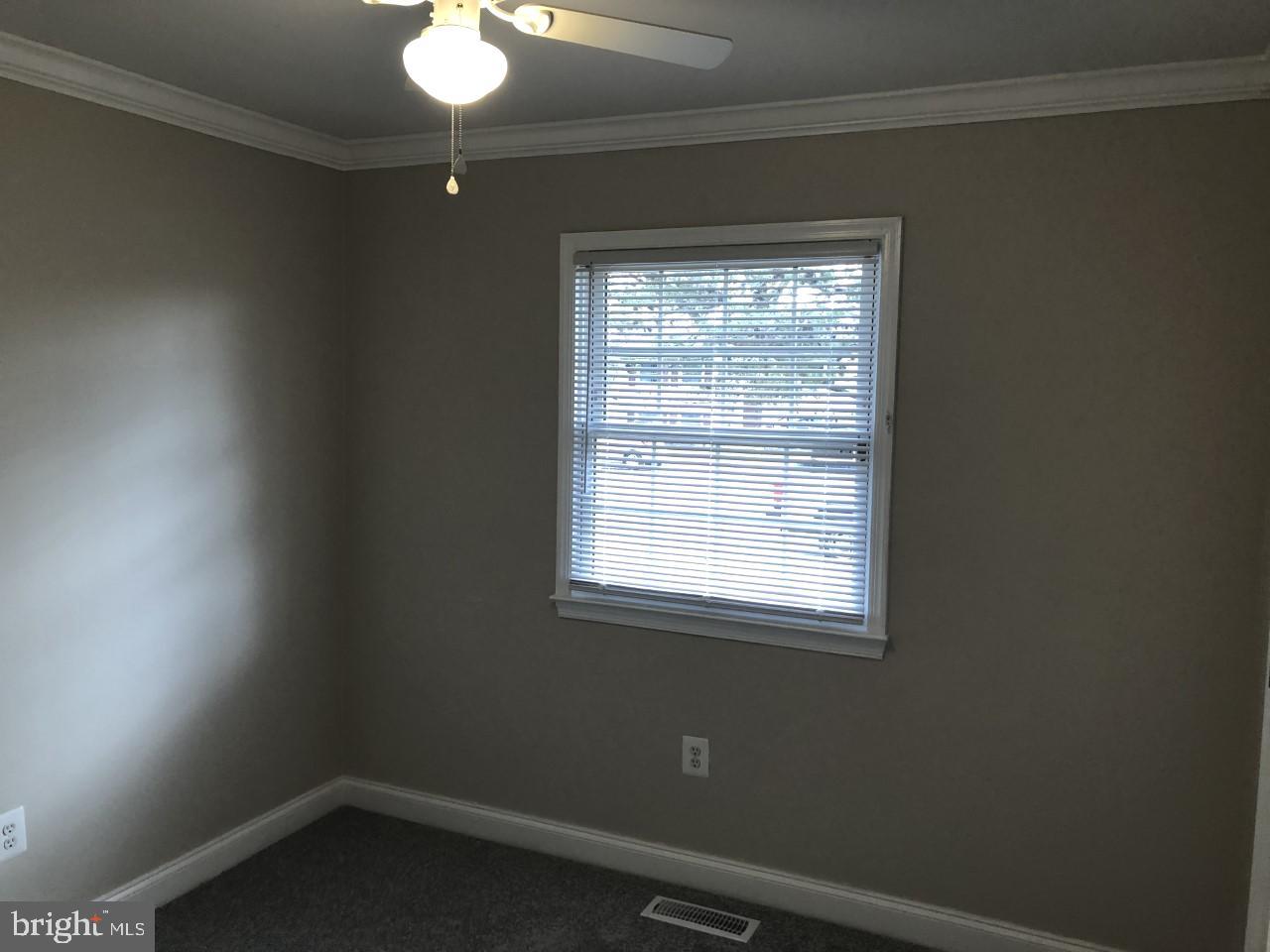 DALE CITY - Residential Lease