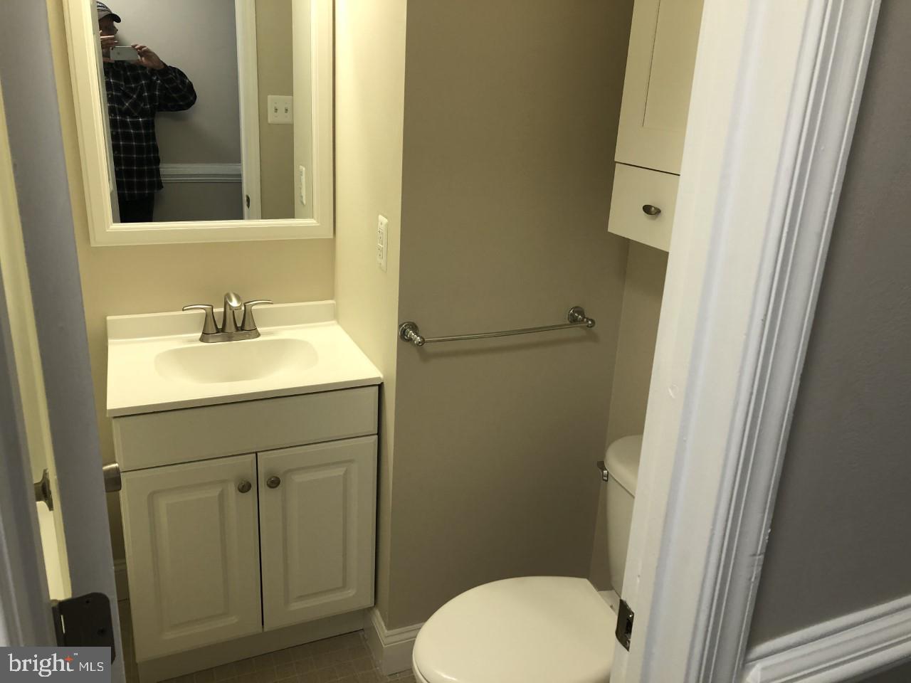 DALE CITY - Residential Lease