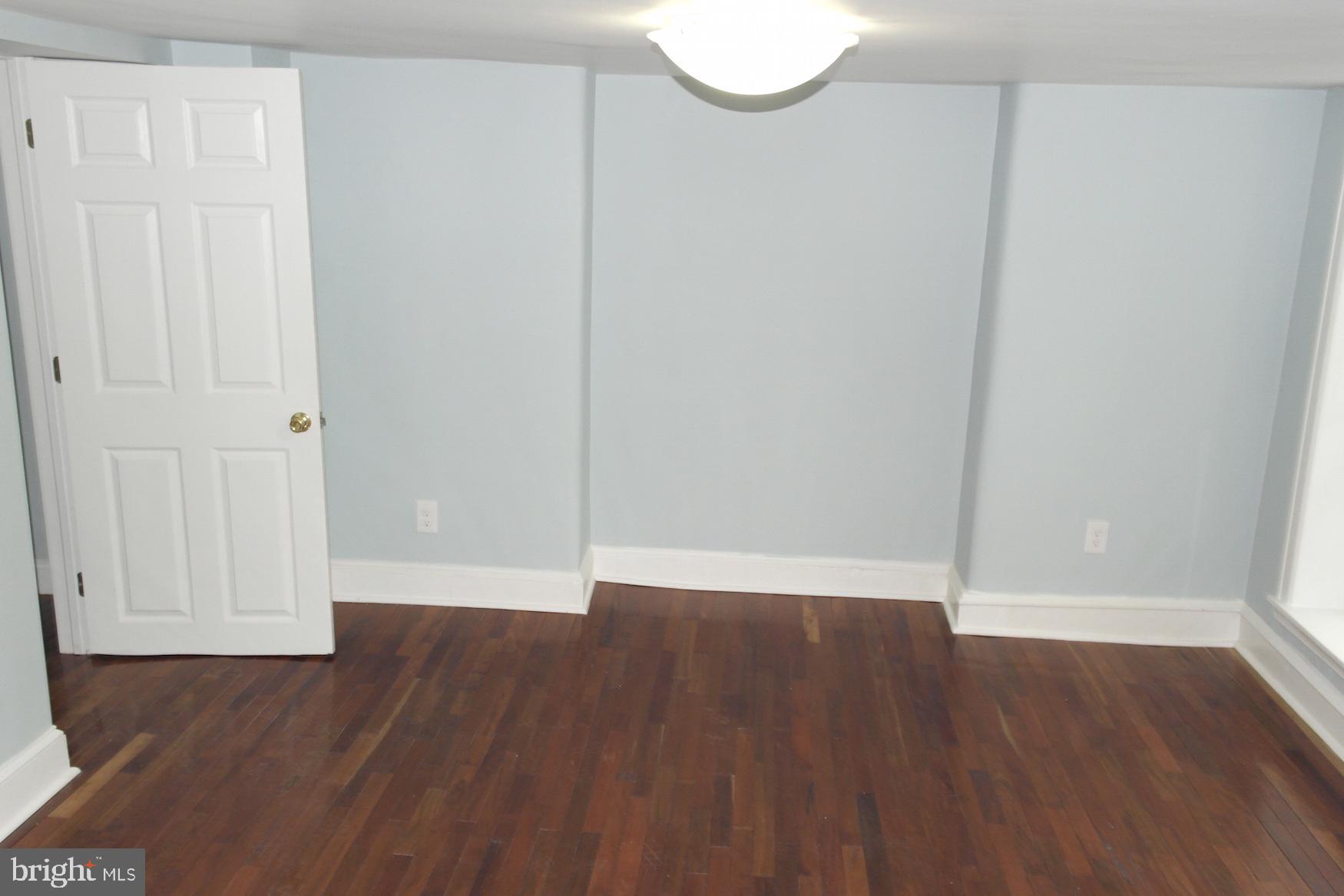 ROXBOROUGH - Residential Lease