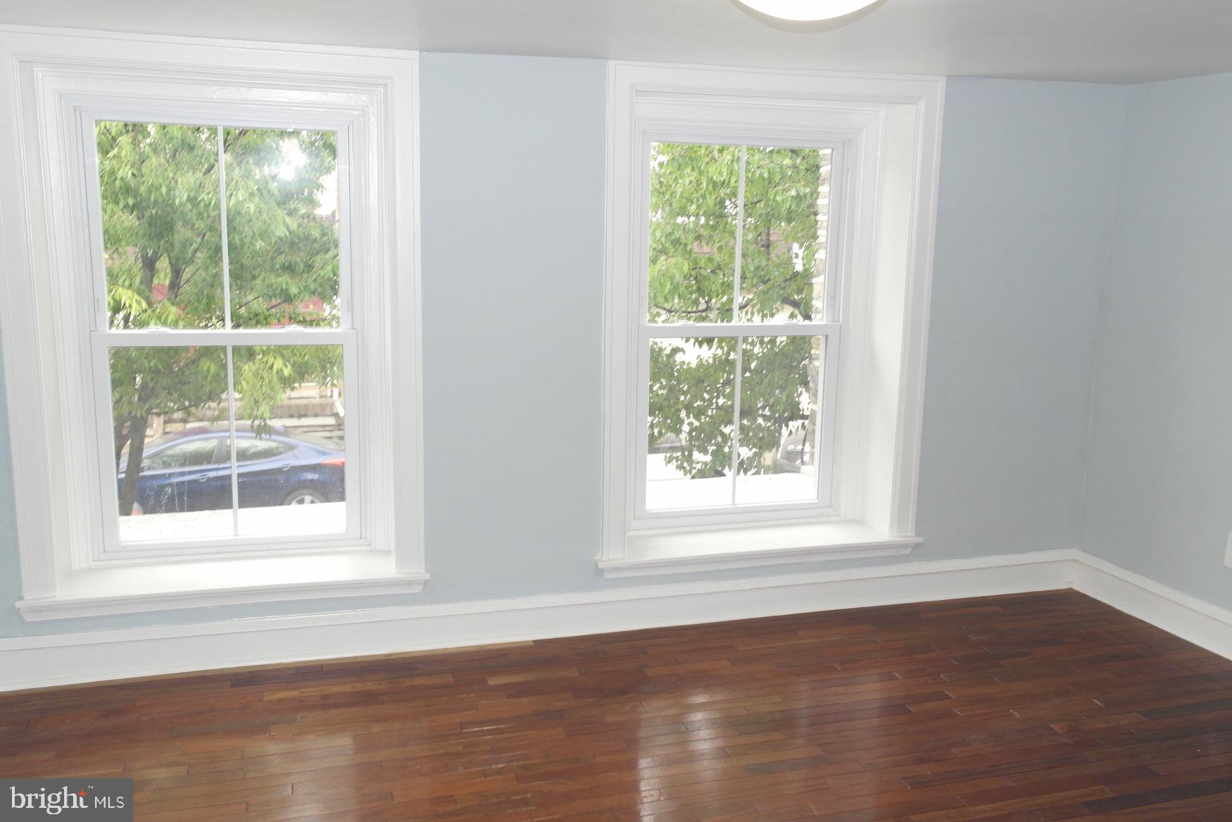 ROXBOROUGH - Residential Lease